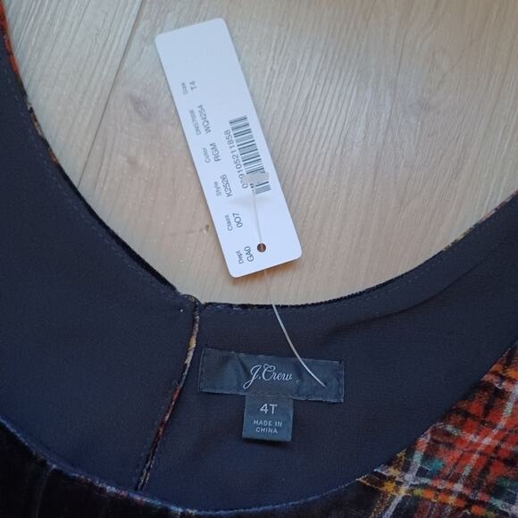 J. Crew Tartan Tank Top Velvet Black Red Gold Size 4 NWT - Picture 7 of 13